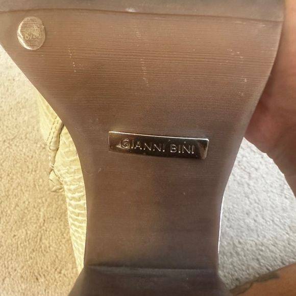 Women’s Leather White Boots - Picture 4 of 4